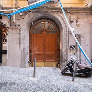 Apartamento De Cesare53, Nápoles